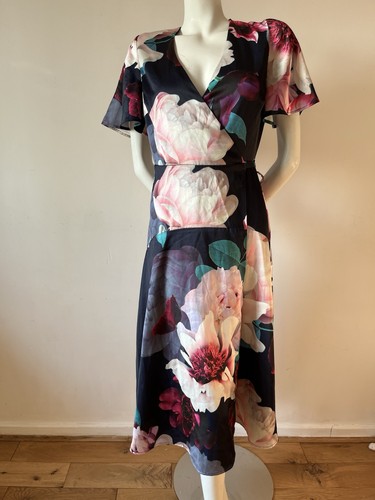 New coast floral cross over - new,